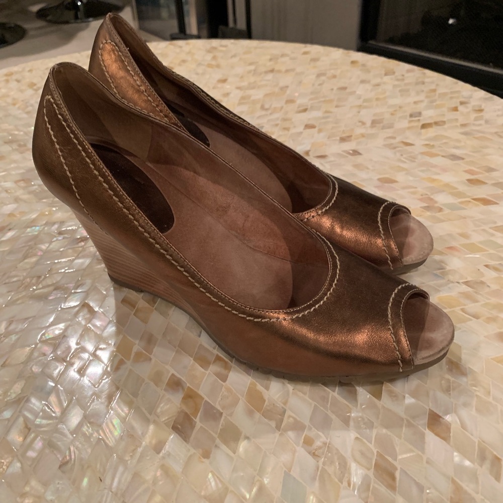 Aerosoles Bronze Peep Toe Wedge
